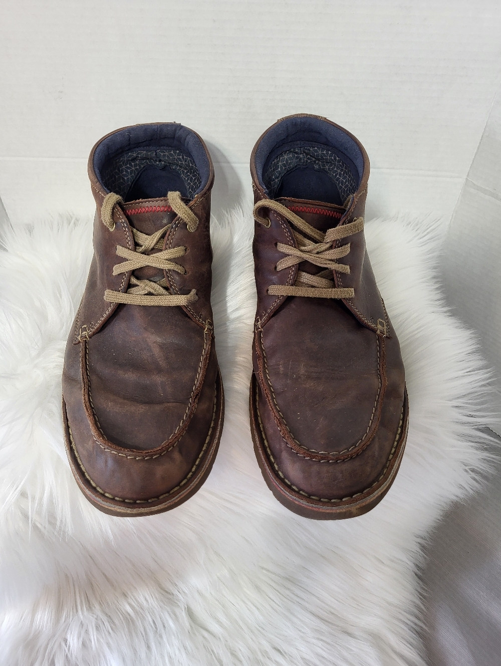 Clark Men's Brown Leather Chukka Boots with Cushioned Collar, Size 12